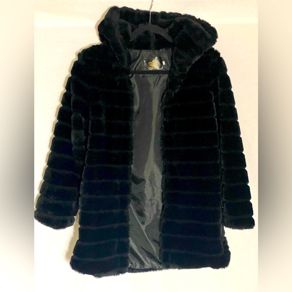 Luxury look black fur coat